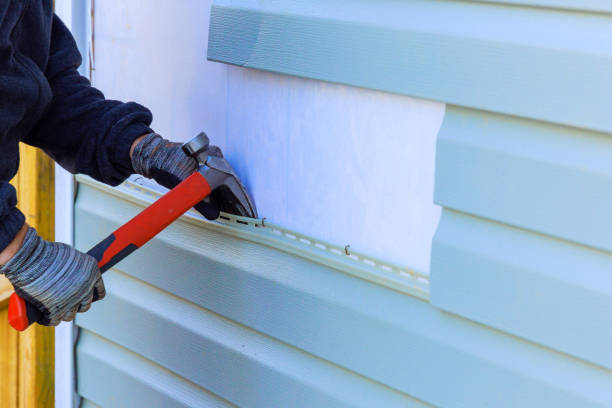 Reliable Emergency Siding Repair contractor in Hauppauge, NY by All Pro Siding Demarest